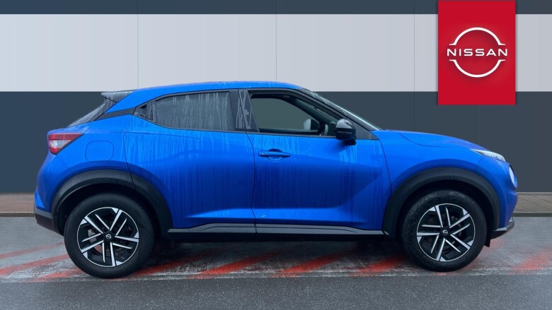 Nissan Juke 1.0 DiG-T N-Connecta 5dr Petrol Hatchback